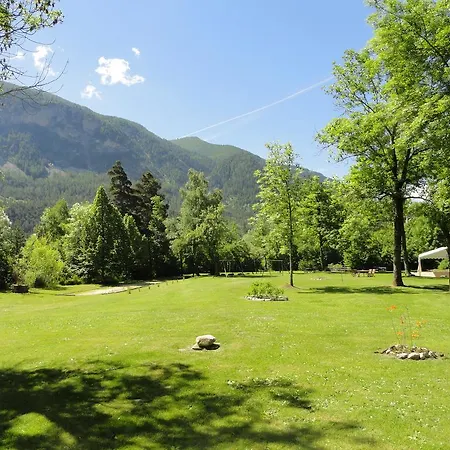 Les Cabanes Du Martagon * Villars-Colmars
